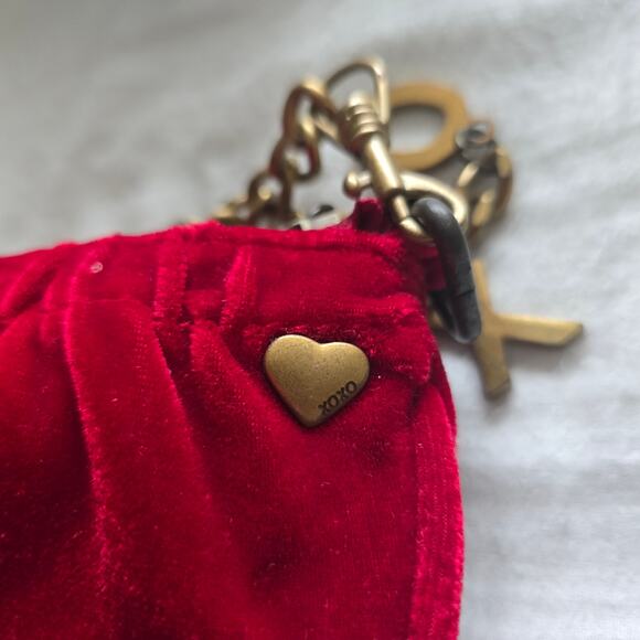Vintage XOXO Y2K Burgundy Red Velvet Gold Chain Purse with Charms Shoulder Bag - Picture 5 of 10